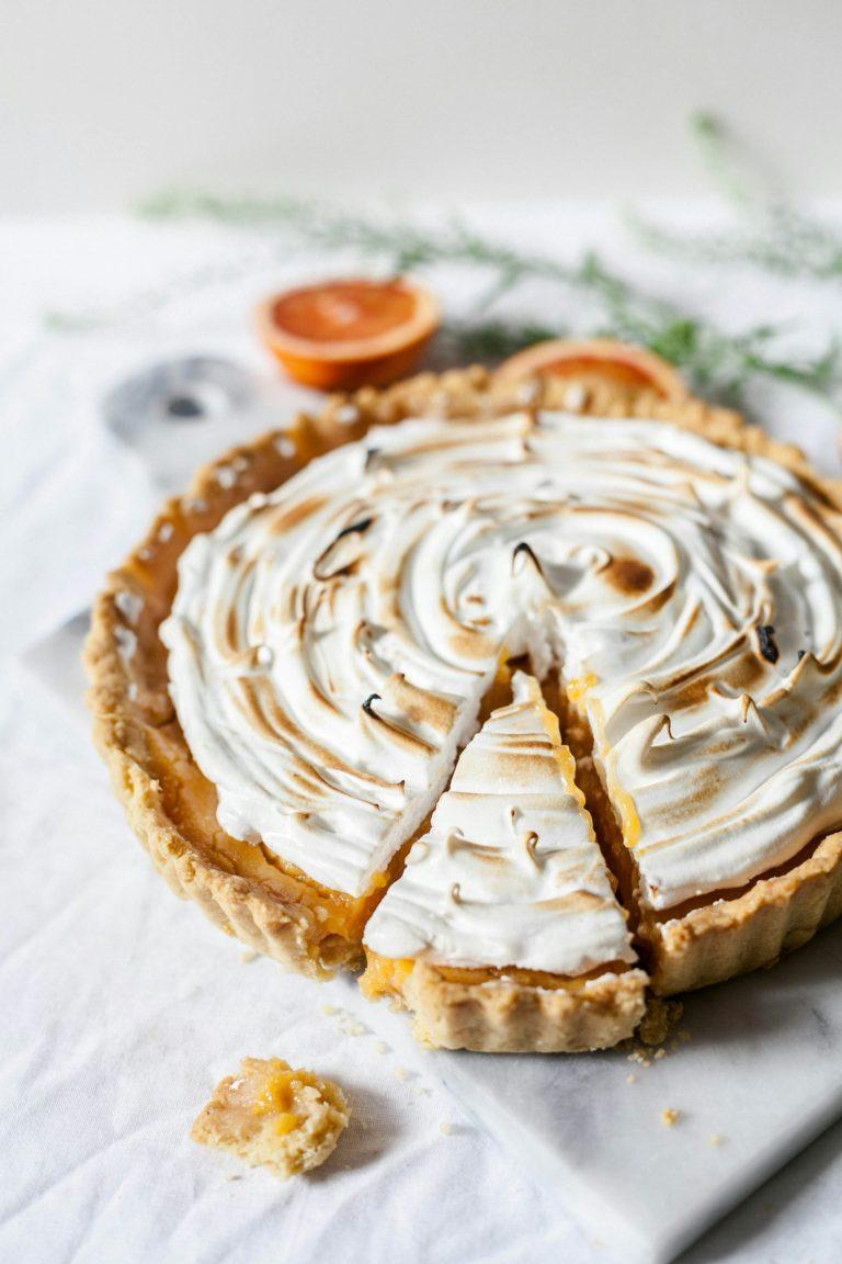 How to make sweet Lemon Trat Pie at home with ease.