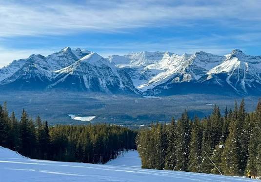 The Canadian Rockies: Nature’s Masterpiece in Banff National Park